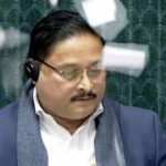 लोकसभा में हंगामा: चेयर पर पेपर फेंकने वाले सांसद पूरे सत्र से निलंबित